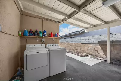 12205 S Halldale, Los Angeles, CA 90047 - Photo 33