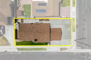 12205 S Halldale, Los Angeles, CA 90047 - Photo 37