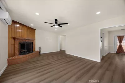 12205 S Halldale, Los Angeles, CA 90047 - Photo 29