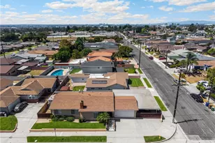 12205 S Halldale, Los Angeles, CA 90047 - Photo 7