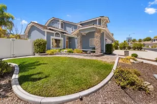 39521 Via Temprano, Murrieta, CA 92563 - Photo 3