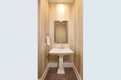 111 Frame, Irvine, CA 92618 - Photo 23