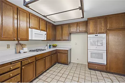 2000 Shaded Wood Road, Walnut, CA 91789 - Photo 13