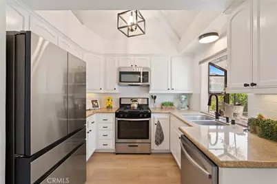 4782 Tiara #203, Huntington Beach, CA 92649 - Photo 7