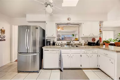 28984 E Worcester, Sun City, CA 92586 - Photo 13
