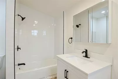122 N Bewley Street, Santa Ana, CA 92703 - Photo 27