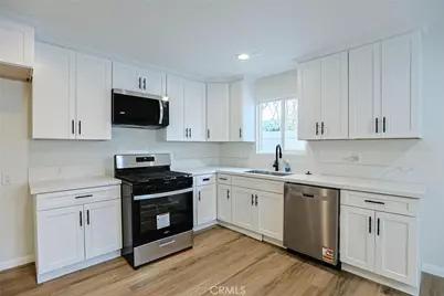 122 N Bewley Street, Santa Ana, CA 92703 - Photo 51