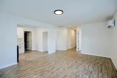 122 N Bewley Street, Santa Ana, CA 92703 - Photo 9