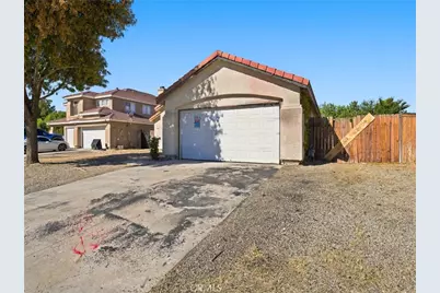 44251 Tahoe Way, Lancaster, CA 93536 - Photo 3