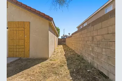 44251 Tahoe Way, Lancaster, CA 93536 - Photo 35