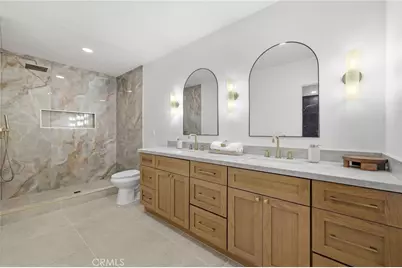 4529 Pepperwood Avenue, Long Beach, CA 90808 - Photo 5
