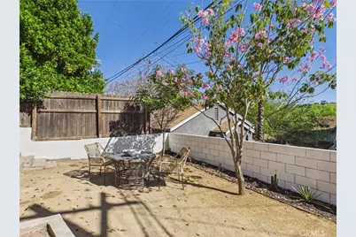 6148 Mount Angelus Drive, Los Angeles, CA 90042 - Photo 17