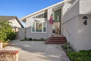 25182 Stockport, Laguna Hills, CA 92653 - Photo 3