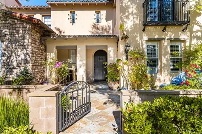 34 Talmont, Newport Coast, CA 92657 - Photo 5