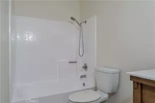 10531 S Lakeside Dr, Garden Grove, CA 92840 - Photo 31