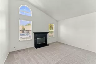 37620 Robin Ln, Palmdale, CA 93550 - Photo 5