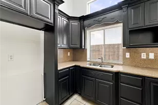 37620 Robin Ln, Palmdale, CA 93550 - Photo 11