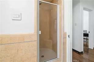6237 and 6239 W 6th St, Los Angeles, CA 90048 - Photo 35