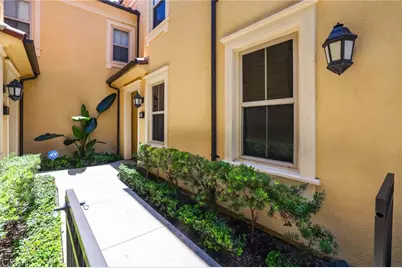 47 Mayfair, Irvine, CA 92620 - Photo 3