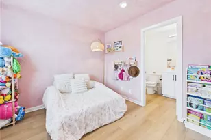 17952 Seaglass Dr, Huntington Beach, CA 92647 - Photo 31