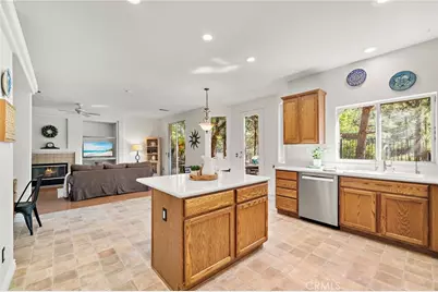 880 Shepard Crest Drive, Corona, CA 92882 - Photo 23