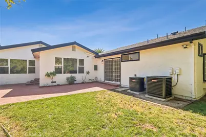 10007 Debra Ave, Granada Hills, CA 91343 - Photo 37