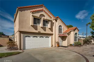 16511 Newland St, Huntington Beach, CA 92647 - Photo 1