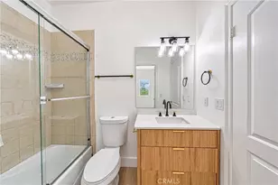1088 S Marengo, Pasadena, CA 91106 - Photo 31