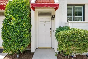 6540 Hayvenhurst Ave, Lake Balboa, CA 91406 - Photo 1