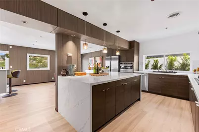 525 E Avenida San Juan, San Clemente, CA 92672 - Photo 13
