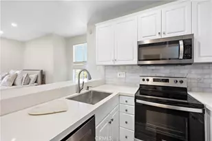 20301 Bluffside, Huntington Beach, CA 92646 - Photo 15