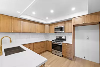16512 Blackbeard Lane #204, Huntington Beach, CA 92649 - Photo 5
