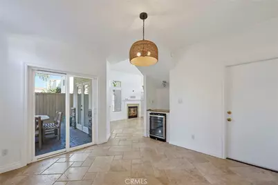 2575 Elden Avenue #3, Costa Mesa, CA 92627 - Photo 15