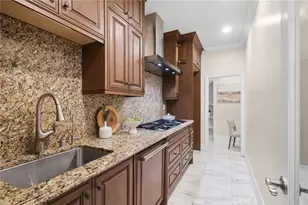 111 Shady Arbor, Irvine, CA 92618 - Photo 13