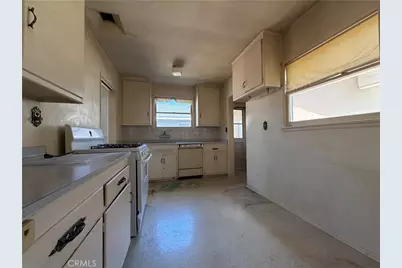2625 Knoxville, Long Beach, CA 90815 - Photo 7