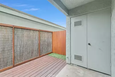 229 W Wilson Street #10, Costa Mesa, CA 92627 - Photo 29