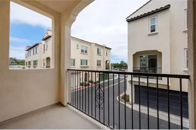 322 Ford Road, Costa Mesa, CA 92627 - Photo 19