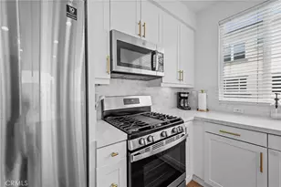 322 Ford Rd, Costa Mesa, CA 92627 - Photo 9