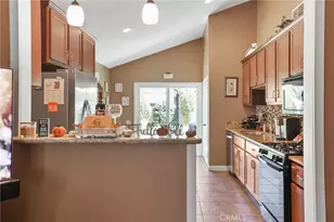 27531 Genil, Mission Viejo, CA 92691 - Photo 7