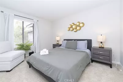 306 Streamwood, Irvine, CA 92620 - Photo 7