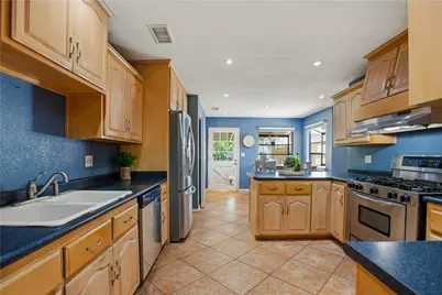 1911 W Palm, West Covina, CA 91790 - Photo 5