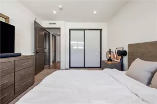 853 S Lucerne, Los Angeles, CA 90005 - Photo 19