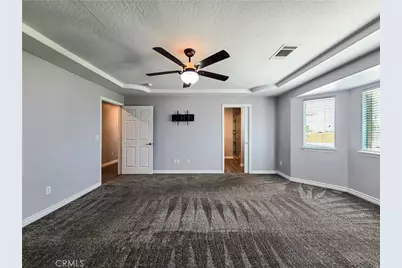 11043 Pinon Avenue, Hesperia, CA 92345 - Photo 7