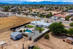 11043 Pinon Ave, Hesperia, CA 92345 - Photo 23