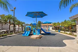 9741 Cornwall Dr, Huntington Beach, CA 92646 - Photo 33