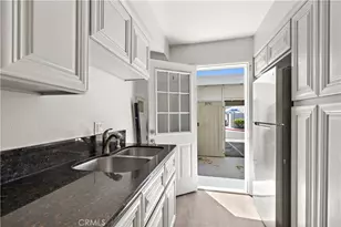 9741 Cornwall Dr, Huntington Beach, CA 92646 - Photo 13