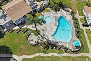 9741 Cornwall Dr, Huntington Beach, CA 92646 - Photo 31
