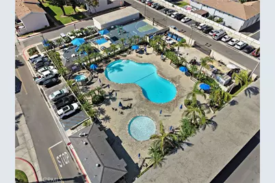9741 Cornwall Drive, Huntington Beach, CA 92646 - Photo 25