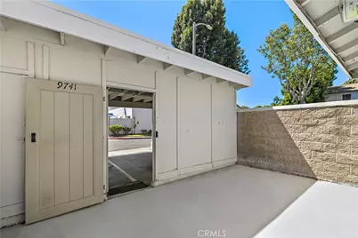 9741 Cornwall Drive, Huntington Beach, CA 92646 - Photo 15