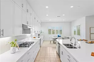17700 Ridgeline Ct, Saugus, CA 91350 - Photo 11